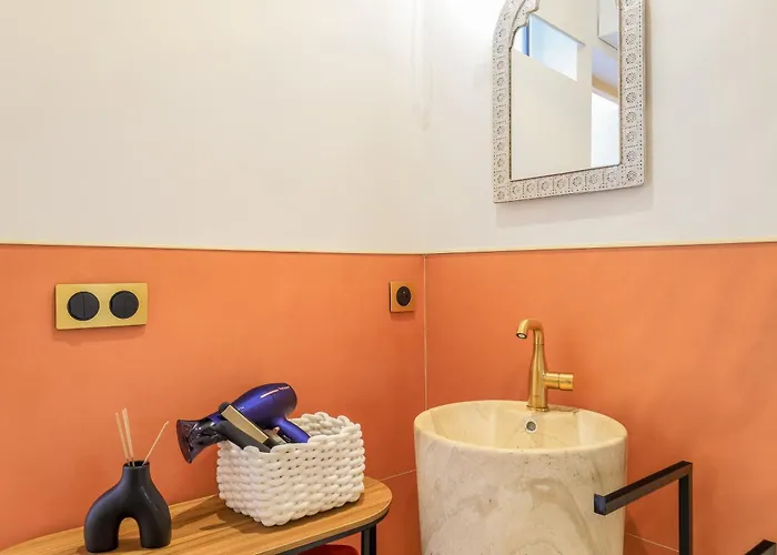 Romantique Vue Beffroi Place Des Heros Appartement *