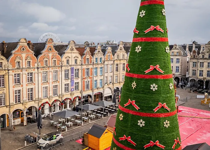 Romantique Vue Beffroi Place Des Heros Appartement *