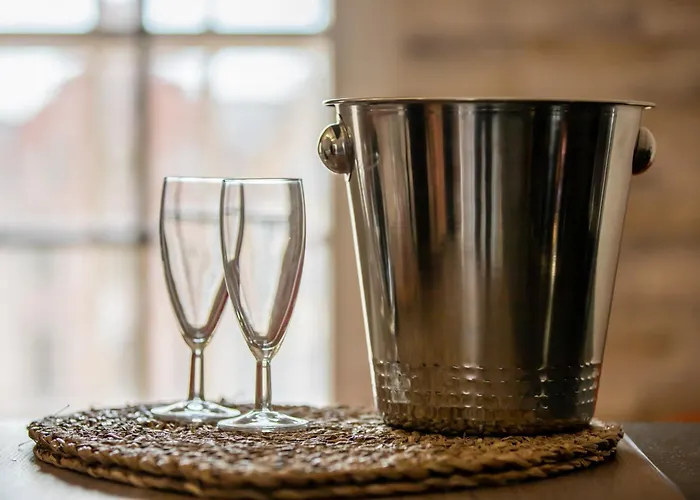 Appartement Romantique Vue Beffroi Place Des Heros